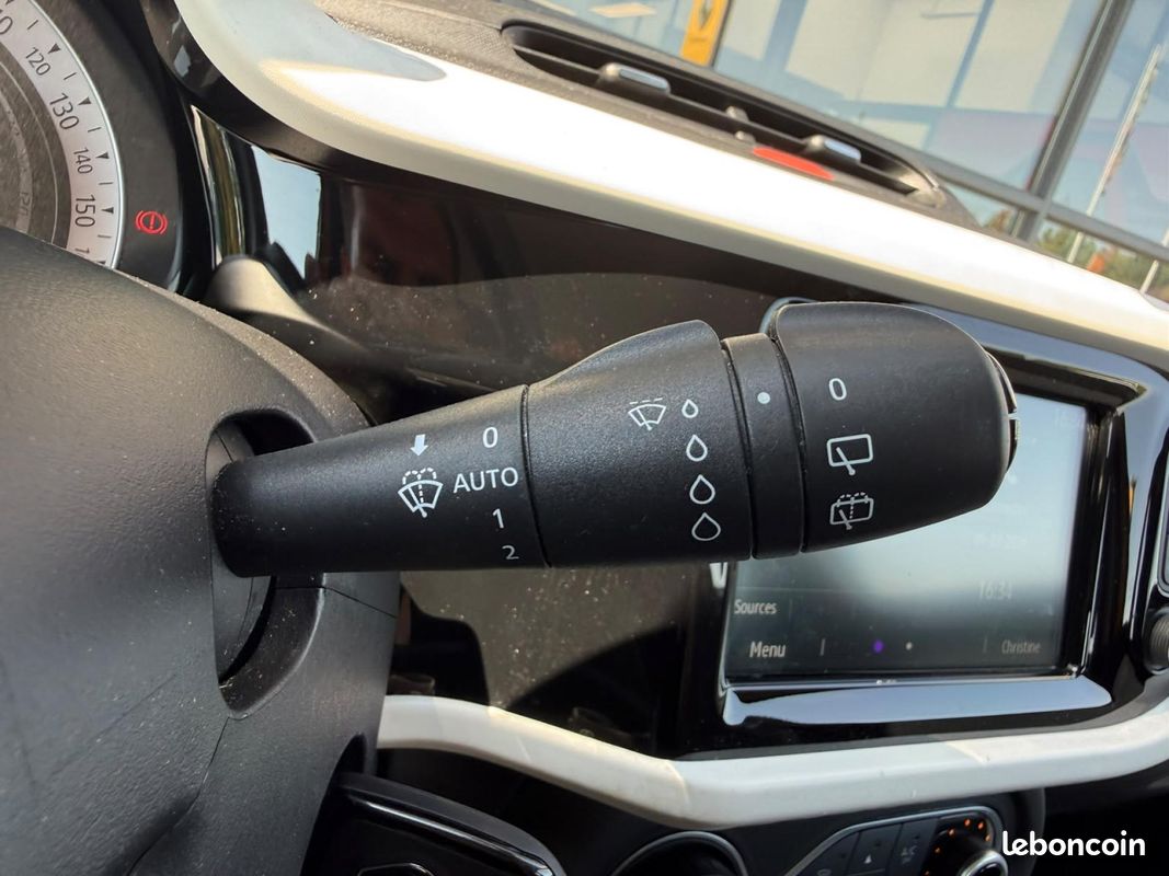 RENAULT TWINGO E-Tech Electrique Achat intégral III BERLINE Zen PHASE 2 (image 15)