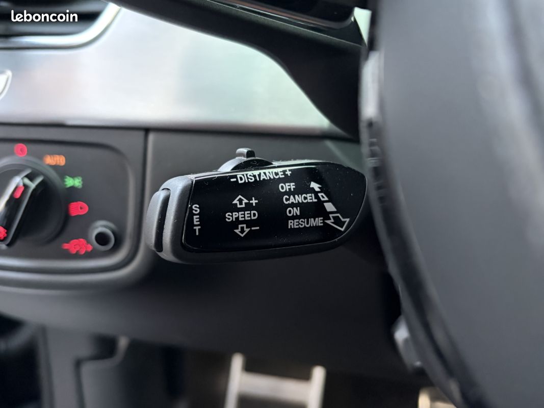 Audi s8 d4 (i) v8 4.0 tfsi 520 quattro toit ouvrant bose soft close (image 23)
