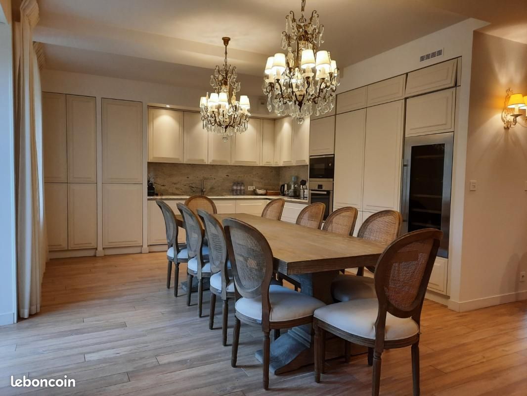 Maison 4 pièces 144 m² · à Bruz · 144 m² · 2 358 €