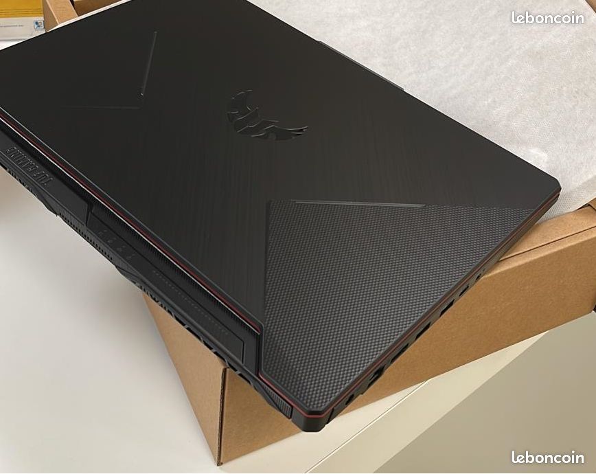 Pc portable gamer tuf (image 1)