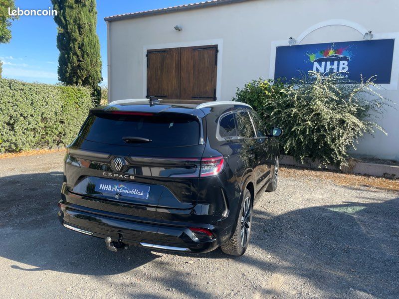 Renault Espace VI E-Tech hybrid 200 Techno 7 places (image 2)