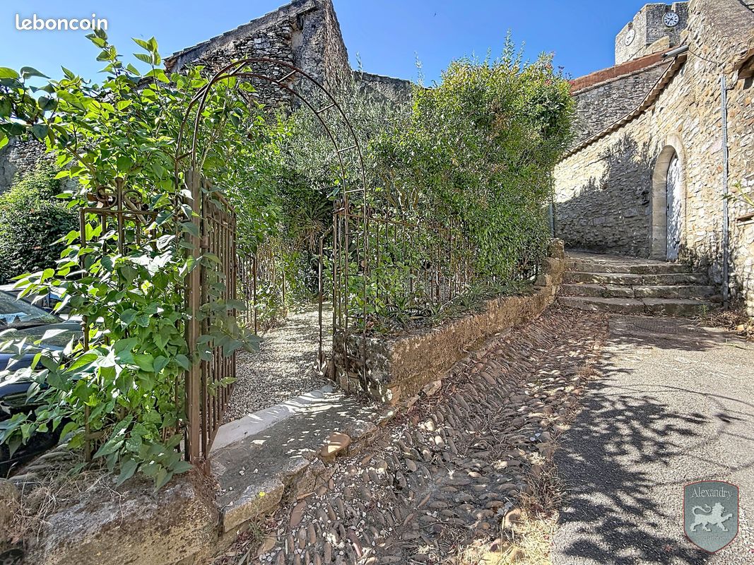 Maison 2 pièces 48 m² · à Saint-Laurent-des-Arbres · 48 m² · 155 000 €