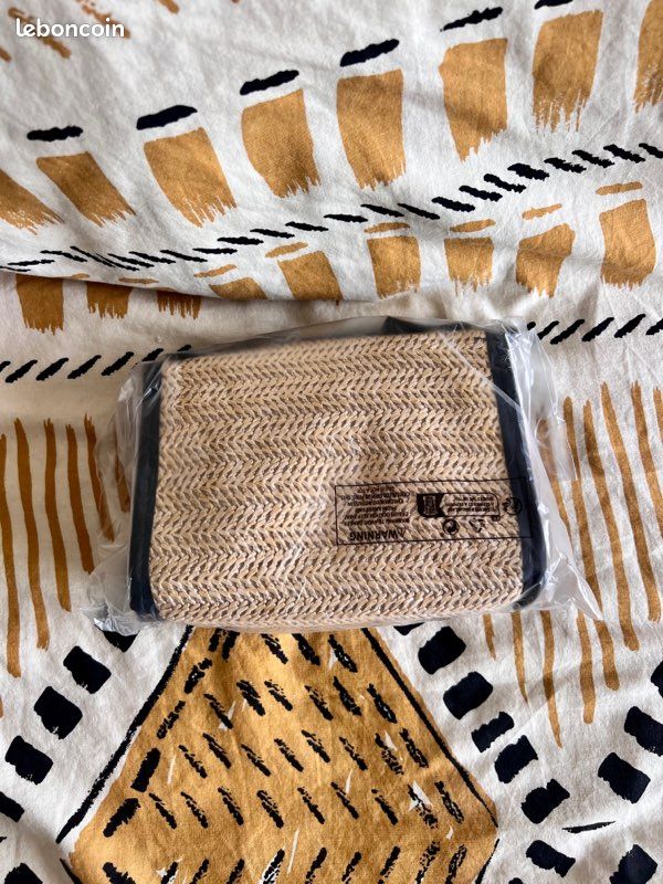 ☀️ Sac à main bandoulière & pochette 2 en 1 en paille & cuir noir pour un style bobo chic cet été (image 20)