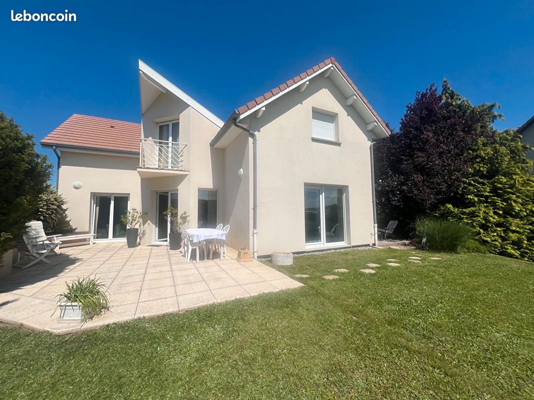 Maison 7 pièces 129 m² · à Épinal · 129 m² · 329 500 €