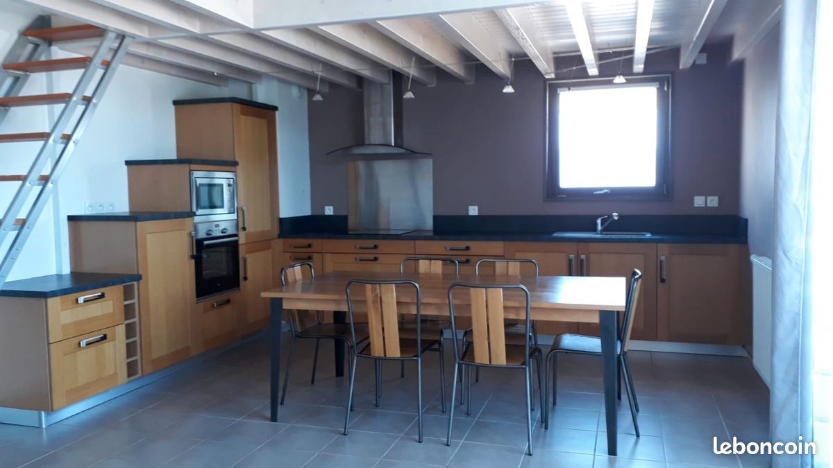 Appartement 3 pièces 84 m² · à Viry · 84 m² · 1 200 €/mois