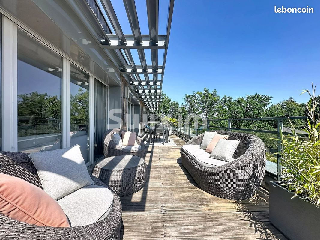 Appartement 4 pièces 104 m² · à Prévessin-Moëns · 104 m² · 3 065 €