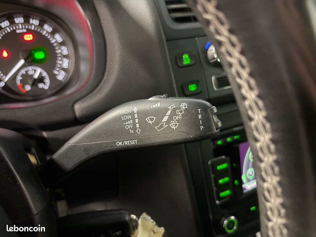 Skoda FABIA 1.4 tsi 180 rs RS DSG - RADAR - GPS - REGULATEUR (image 41)