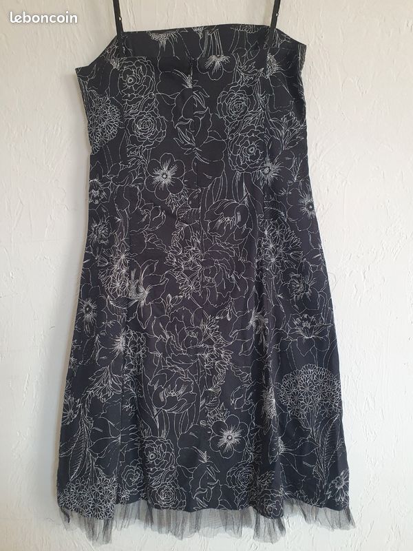 Robe bustier taille 2 (image 8)