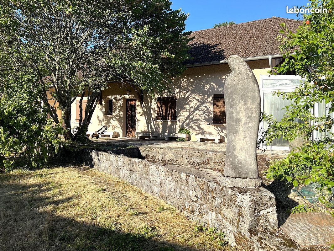 Vente / Virieu-le-Grand / Maison 170m² avec dépendances / 6p / 4ch / Garage double / Terrain 4777m² (image 4)