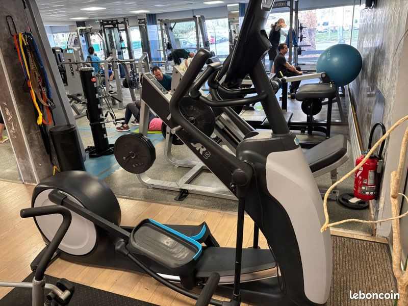 Kit Impugnature Nere Per Ellittica Precor, 3 Pezzi + 4 Viti, Per Ricambio - Foto 1