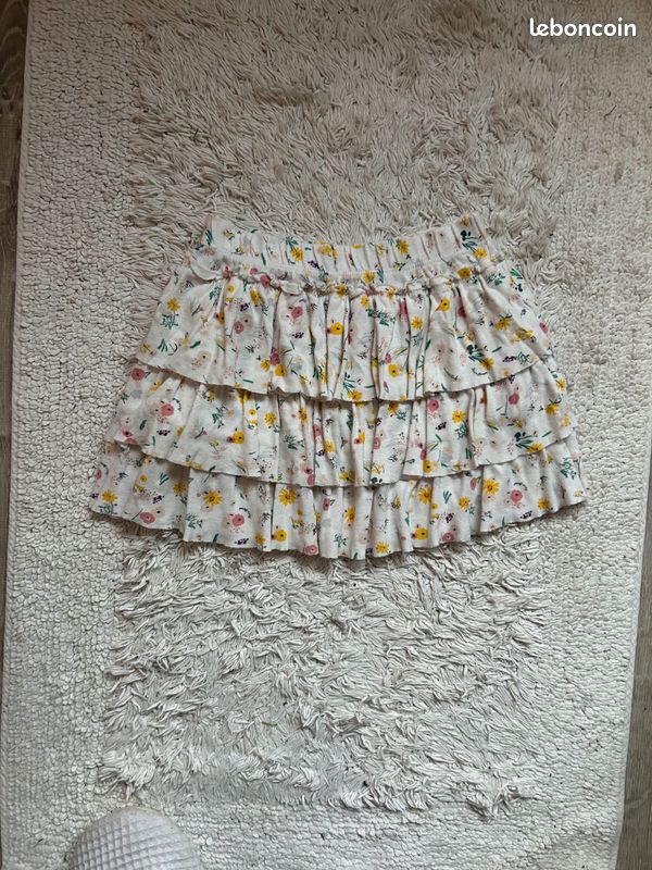 Jupe 5 ans PB fleurie (image 1)