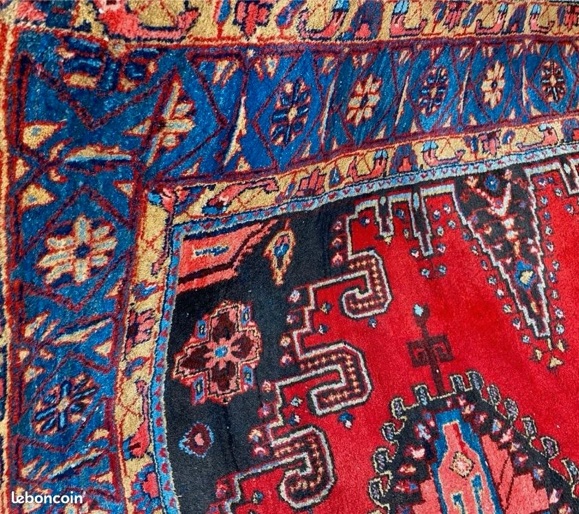 Grand Tapis orient laine noué main 600