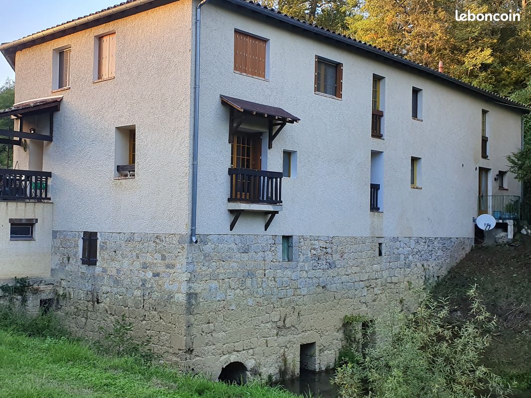 Maison 7 pièces 270 m² · à Saint-Pé-Saint-Simon · 270 m² · 329 000 €