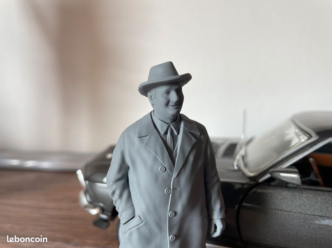 Figura de Enzo Ferrari de Joven 1:18 KK-Scale KKFIG010 1:18 – COCHES