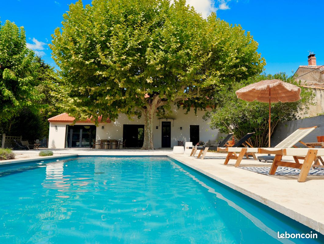 Maison 5 pièces 120 m² · à Maillane · 120 m² · 950 000 €
