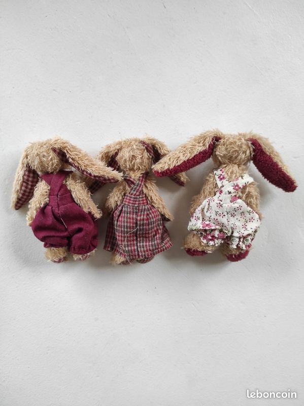 Peluches cadeaux pour Noël : 3 petits lapins (image 12)