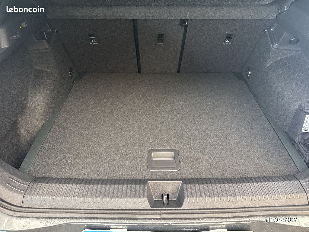 Volkswagen T-Roc 1.5 ETSI EVO2 HYBRID 150CH DSG7 R-LINE ATTELAGE (image 7)