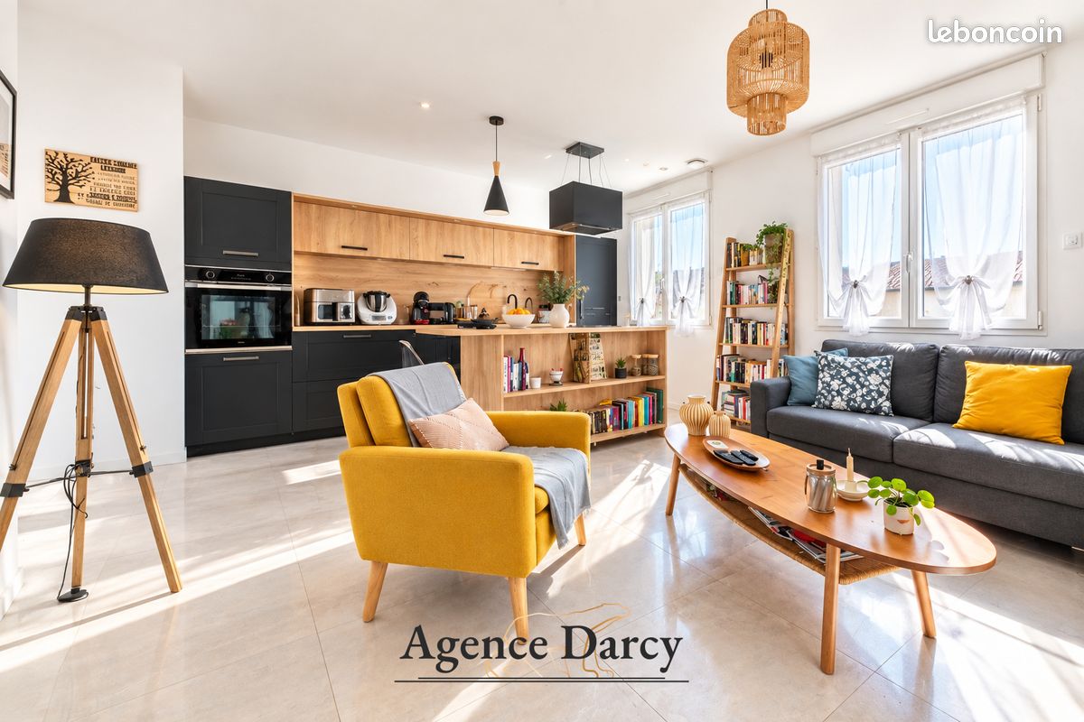 Maison 7 pièces 148 m² · à Perrigny-lès-Dijon · 148 m² · 445 000 €