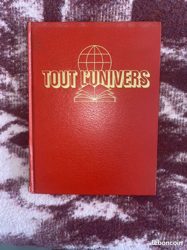 Livre tout l'univers (image 1)