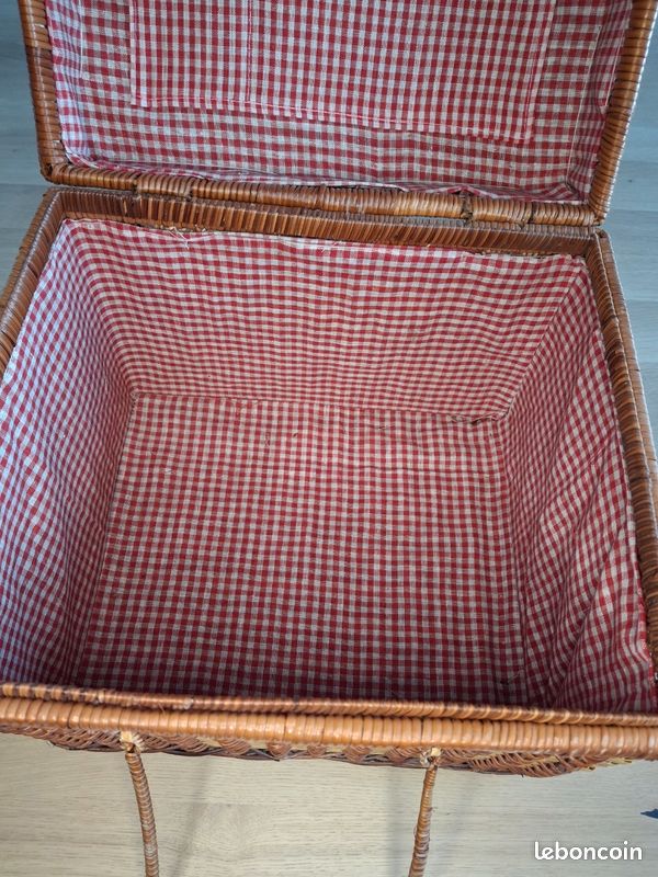 Panier vintage dit de pique nique en osier naturel - Décoration
