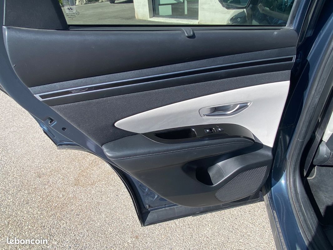 Hyundai TUCSON Executive Mild-Hybrid 2WD DCT (image 26)