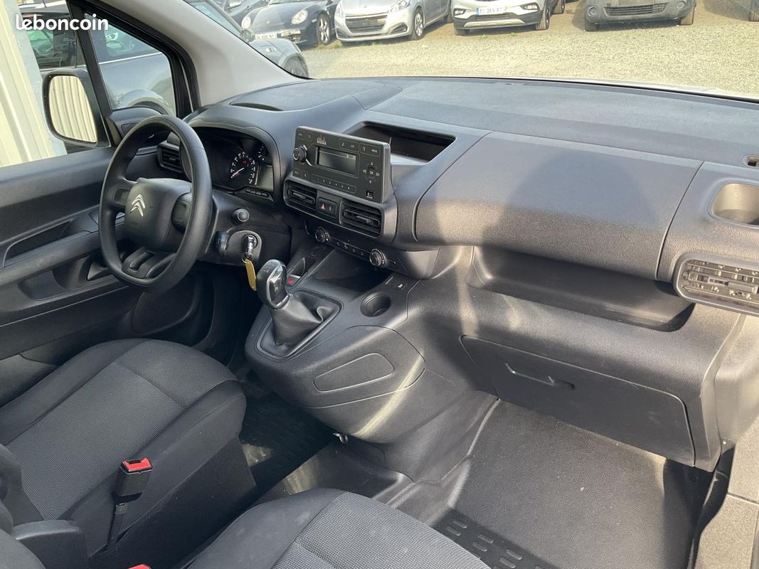 Citroen berlingo III M club 1.6 blue hdi 75ch bvm5 (image 3)