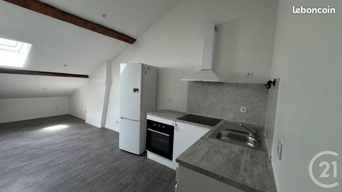 Appartement 3 pièces 37 m² · à Saint-Fons · 37 m² · 680 €