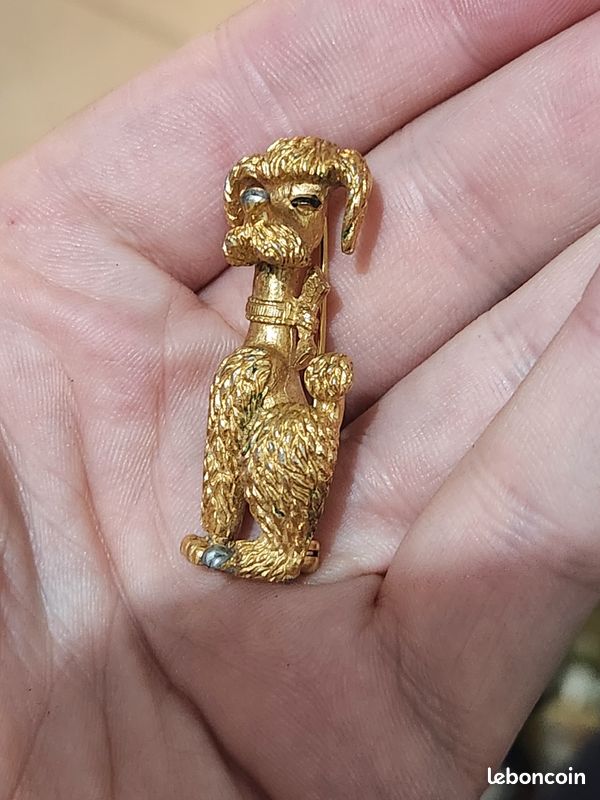 Broche Signée Boucher - Bijou Vintage Occasion - Pour Collection Ou Port Quotidien