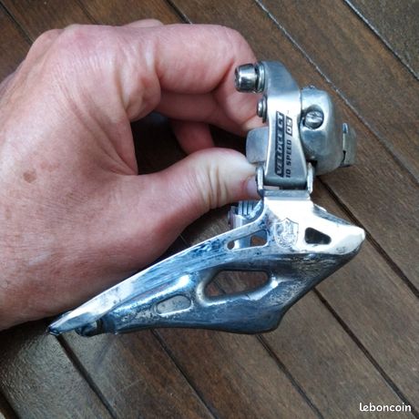 Ancien dérailleur avant Campagnolo pour vélo course vintage
