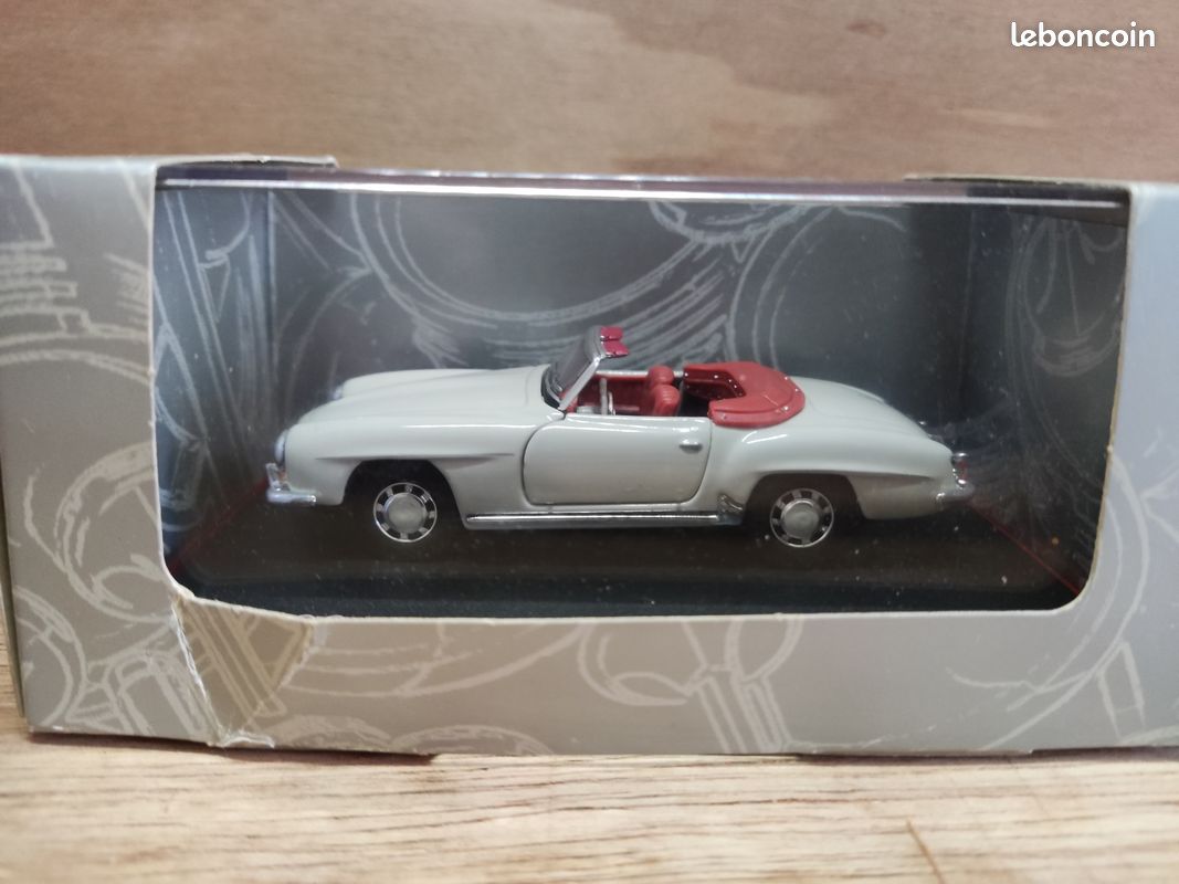 Schuco Mercedes 190 SL Motex rouge-blanc #00220