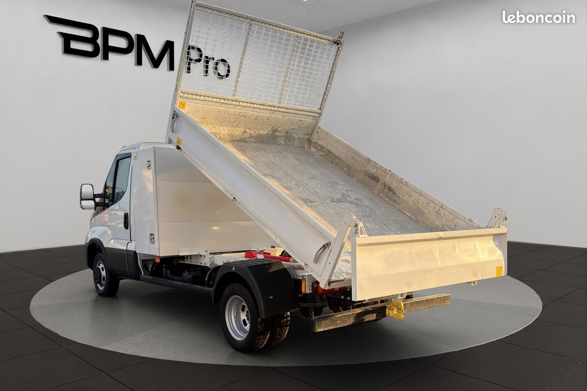 Iveco Daily CCb 35-160H / 3.0 160CH / BENNE & COFFRE / 2023 / 35C16 / (image 4)
