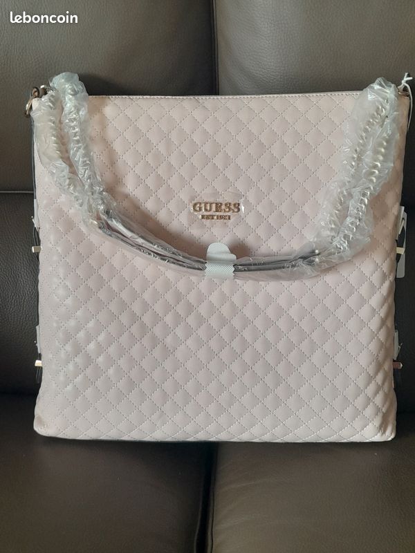 Sac à main Guess rose poudré Accessoires Bagagerie