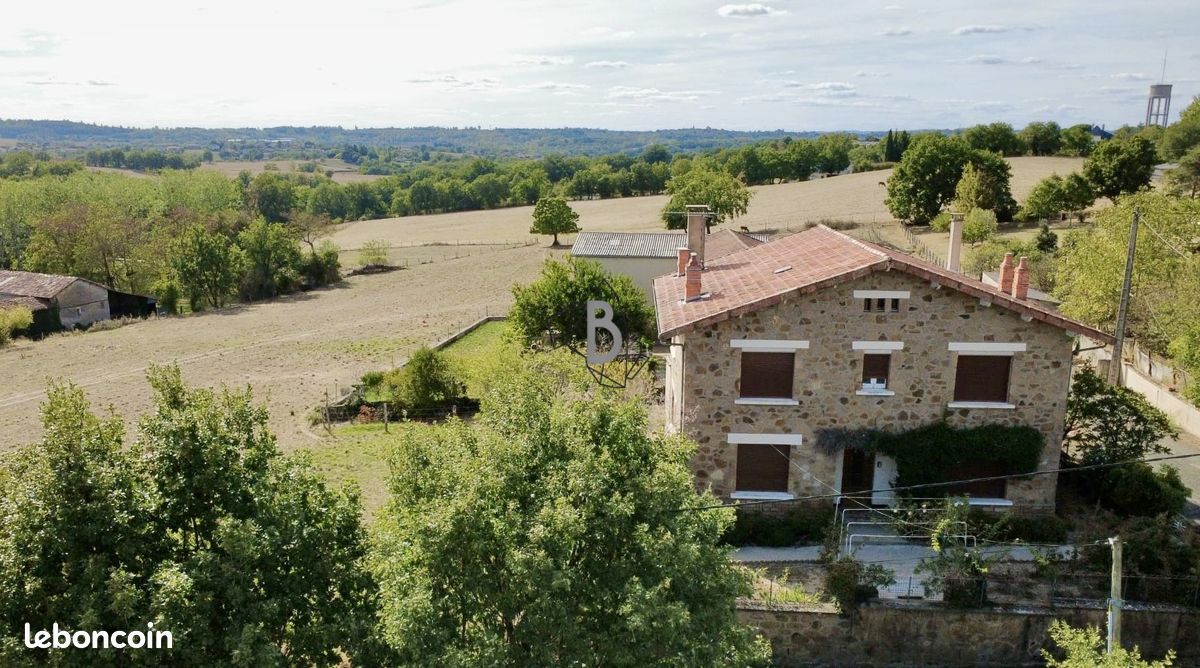 Maison 5 pièces 142 m² · à Rosières · 142 m² · 140 000 €
