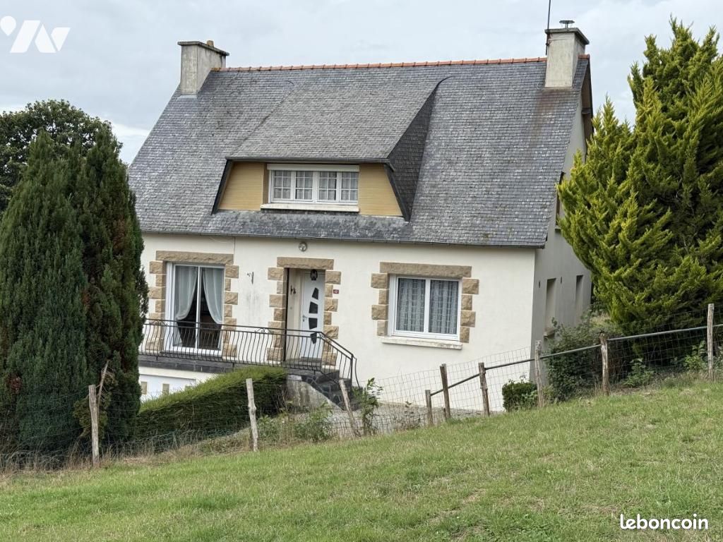 Maison 6 pièces 124 m² · à Le Mené · 124 m² · 139 500 €