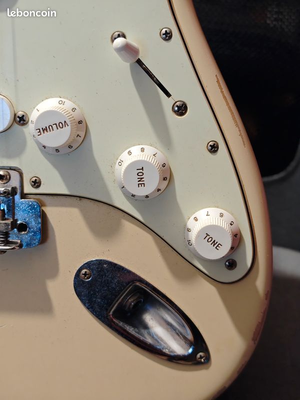 Fender Stratocaster usa 1979 olympic white (image 9)