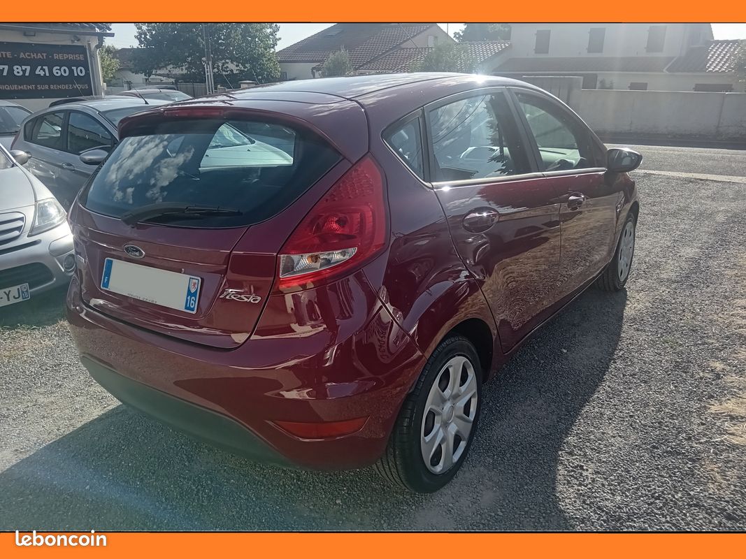 Ford Fiesta VI 1.4 TDCi 68cv Trend -04cv- 228 000 kms (image 3)