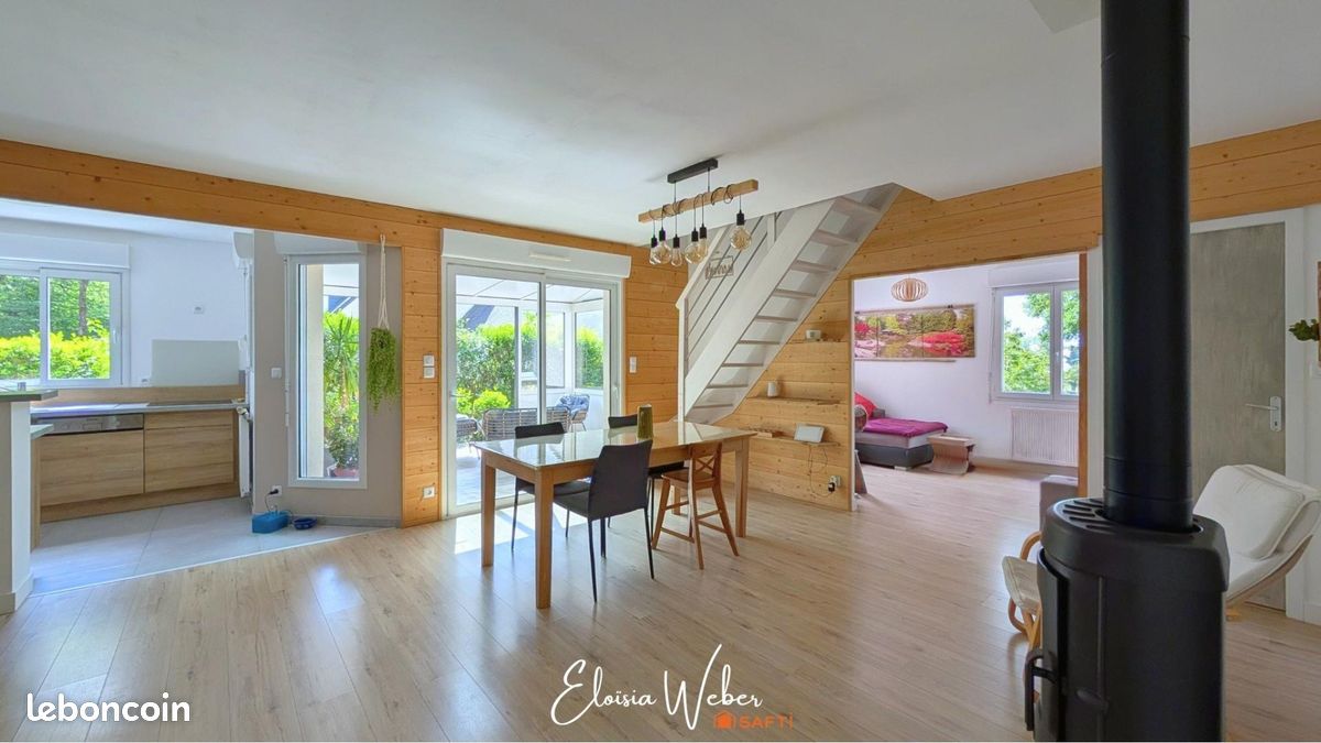 Maison 5 pièces 99 m² · à La Chapelle-Saint-Laud · 99 m² · 249 900 €