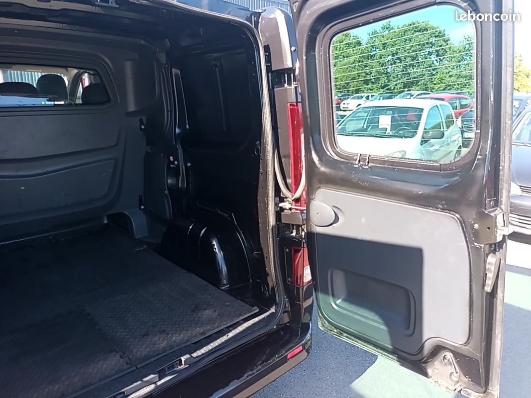Opel Vivaro Cabine Approfondie (2) 1.6 CDTI 115 L1H1 2.7 PACK CLIM + (image 20)
