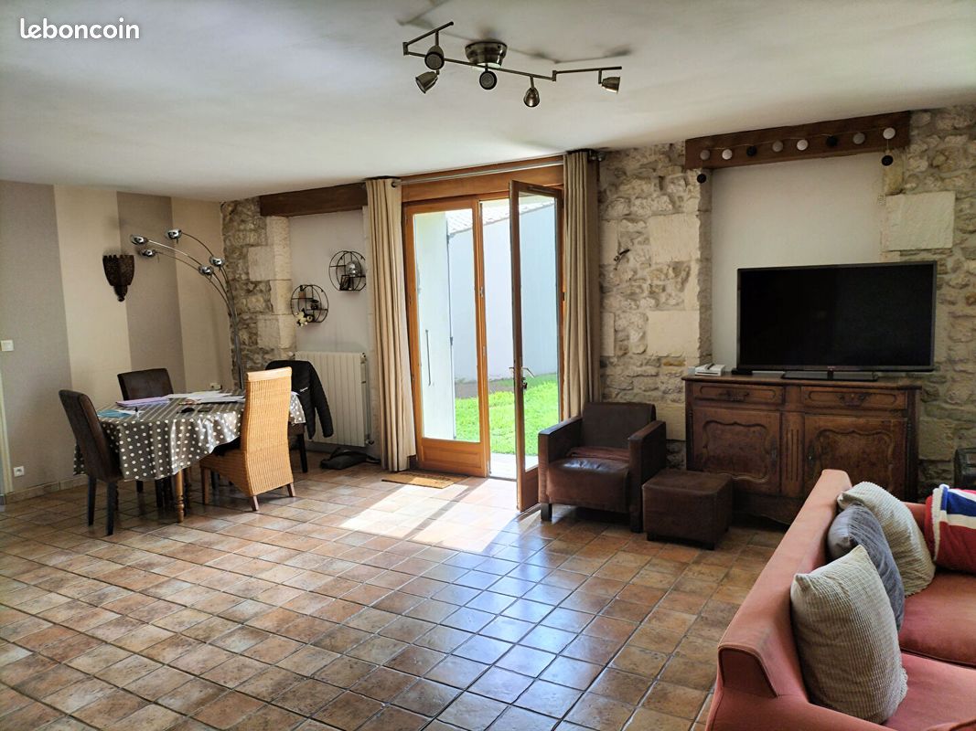 Maison 5 pièces 112 m² - Cabariot 17430 (image principale 7)