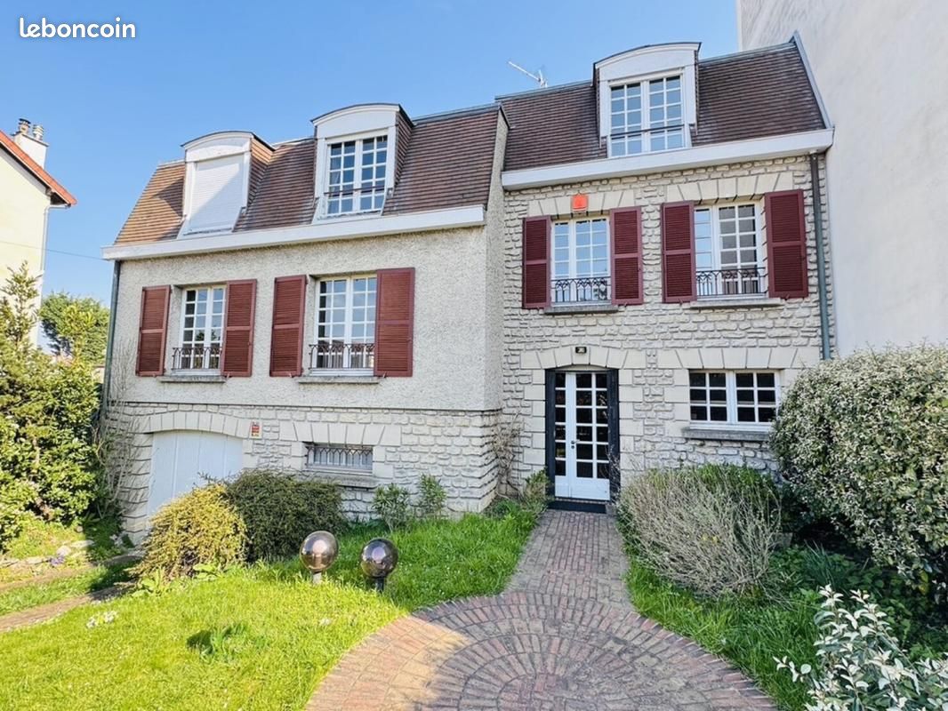 Maison 10 pièces 236 m² · à Les Pavillons-sous-Bois · 236 m² · 395 000 €
