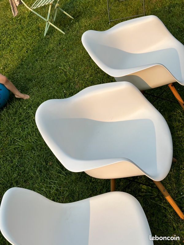 3 chaises et 2 fauteuils scandinave (image 2)