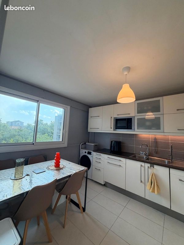 Parking 4 pièces 75 m² · à Villeurbanne · 75 m² · 255 000 €