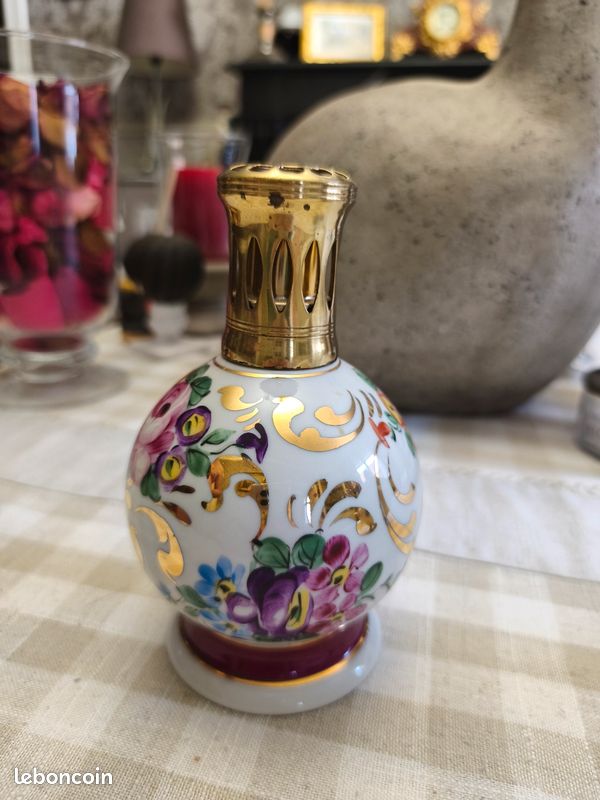 Lampe BERGER en porcelaine - Décoration