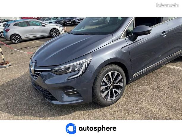 Louer une Clio à Strasbourg pas cher - YesGo - 15 € offerts !