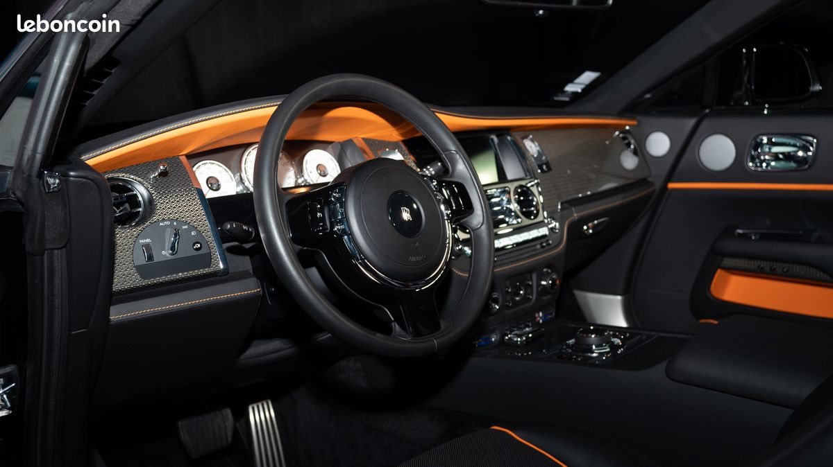 Rolls royce dawn black badge (image 5)