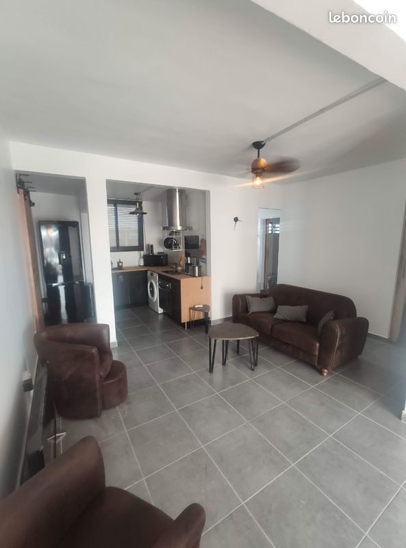 Appartement 3 pièces 56 m² · à Le Gosier · 56 m² · 1 100 €