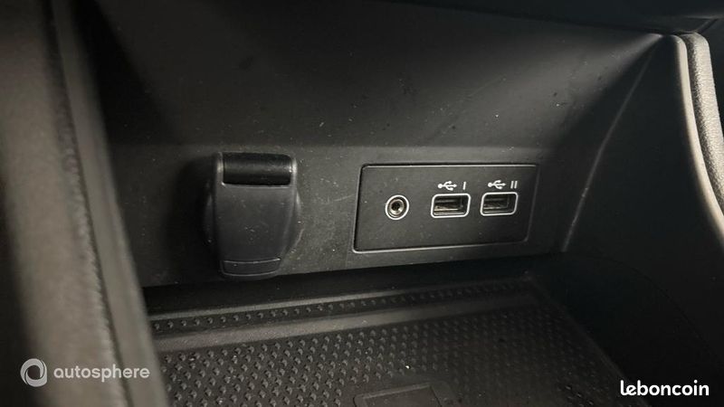 Renault Captur 1.6 E-Tech hybride 145ch Techno (image 30)