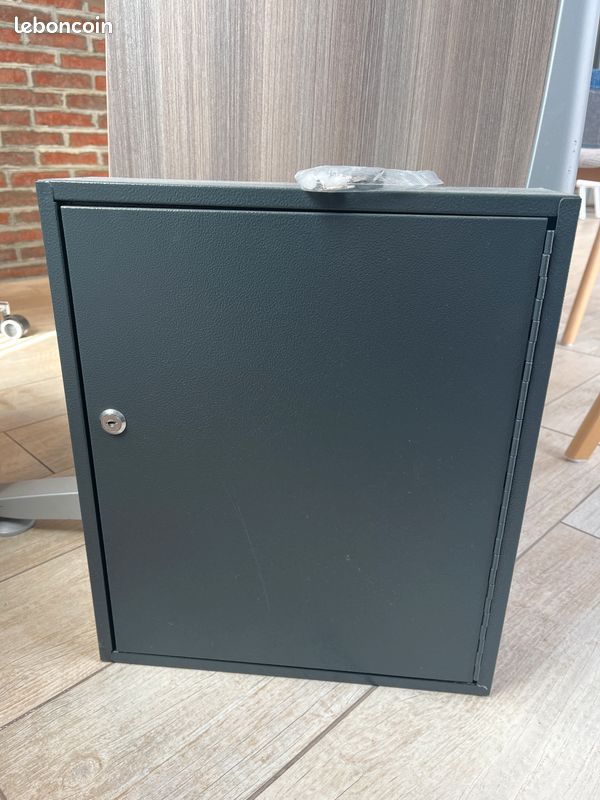 Armoire à clés (image 1)