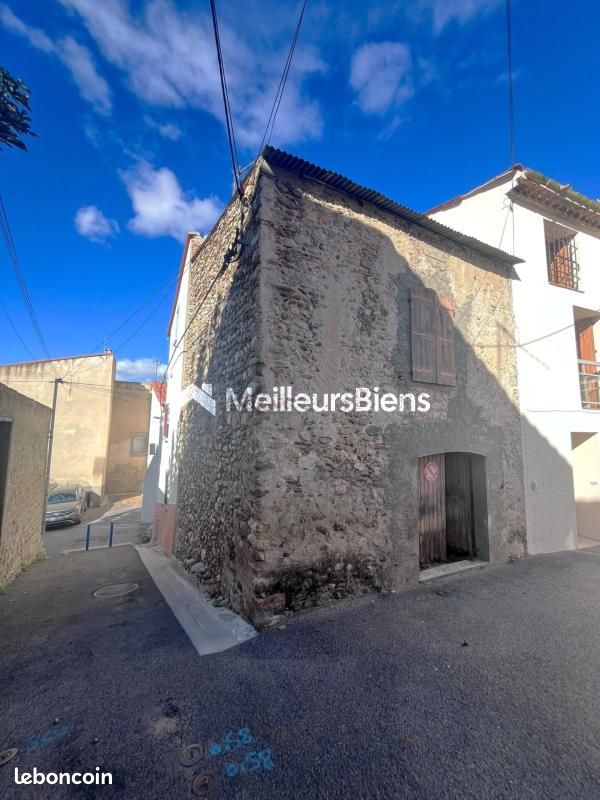 Parking 56 m² · à Saint-Féliu-d'Avall · 56 m² · 35 000 €