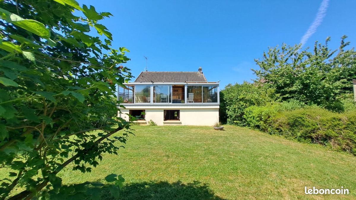 Maison 7 pièces 142 m² · à Coignières · 142 m² · 364 000 €